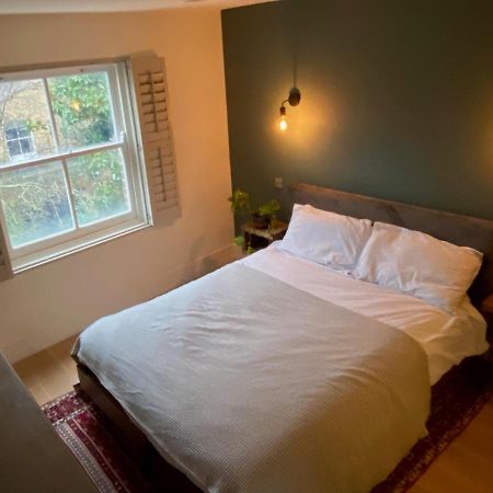 New Build Modern 1 Bedroom London Eksteriør bilde